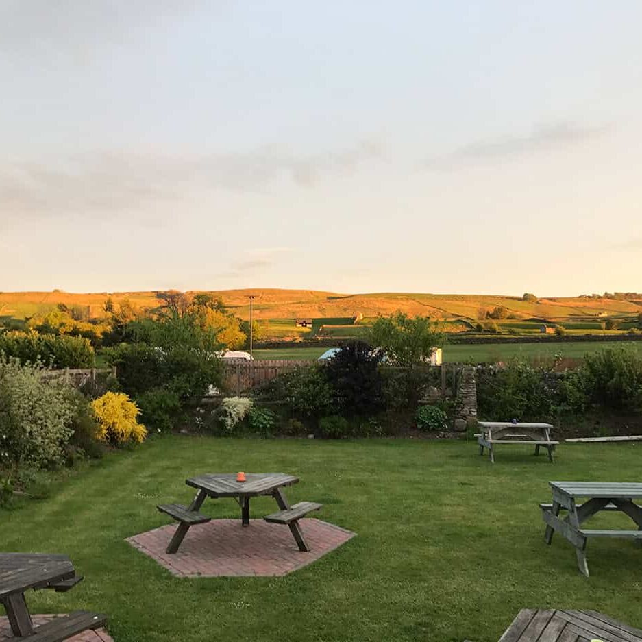 The-Crown-Mickleton-Teesdale-Amazing-Views-Caravan-Site-02